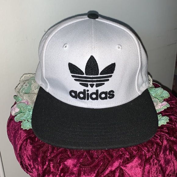 Adidas hat white & black Adidas Mens baseball cap - Picture 8 of 13